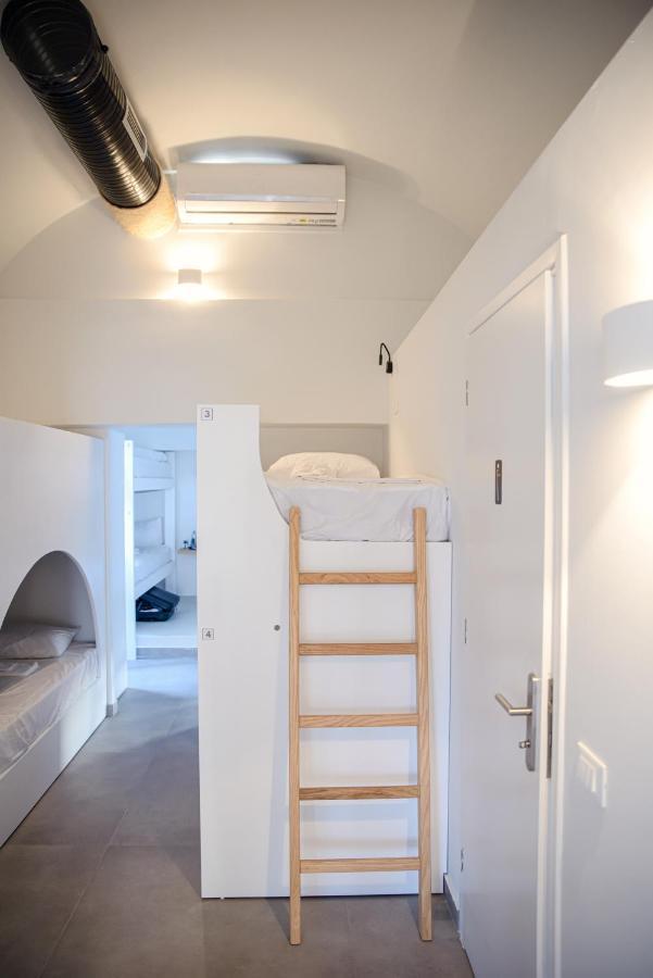 Central Hostel Oia Zewnętrze zdjęcie